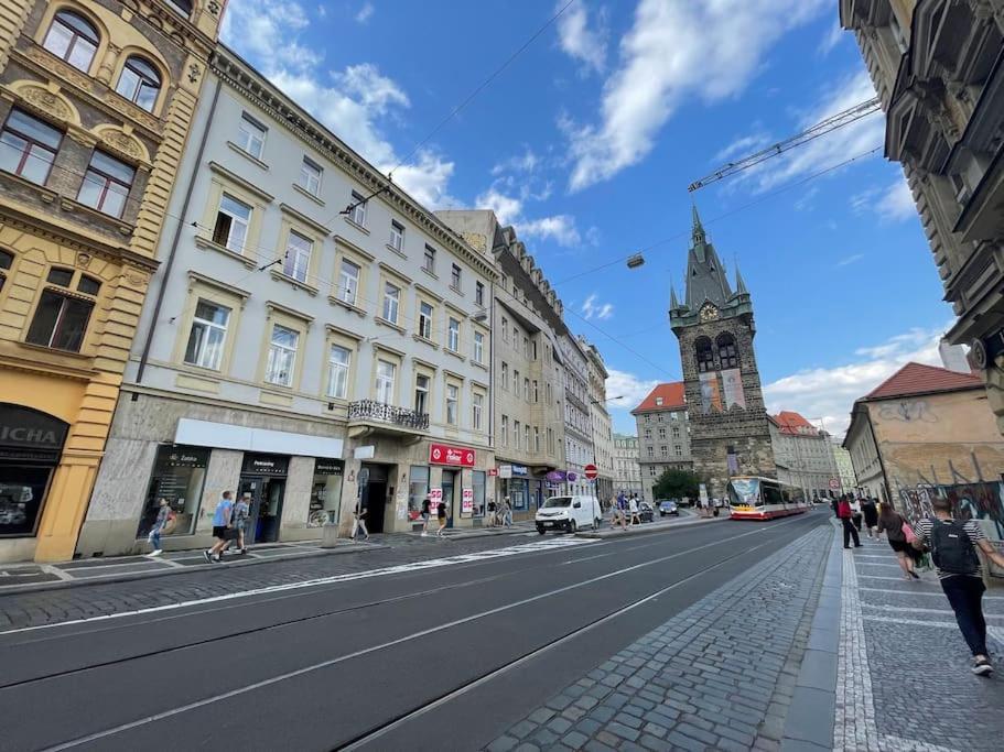 Contemporary Jindrisska Apartment Praga Esterno foto