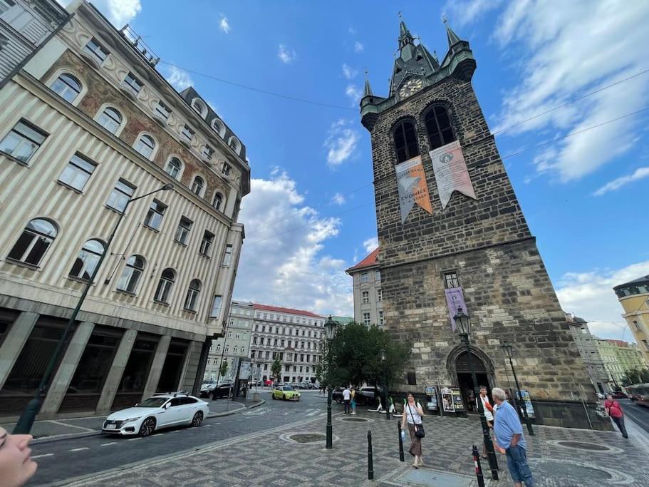 Contemporary Jindrisska Apartment Praga Esterno foto